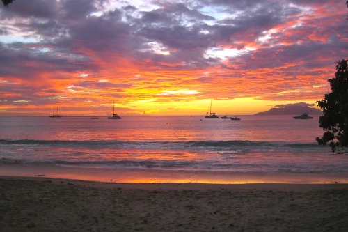 Sunset at Beau Vallon beach, Mahe, Seychelles 
